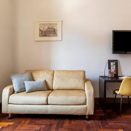 רומא Deza Casa Vacanze Nazionale Joy מראה חיצוני תמונה