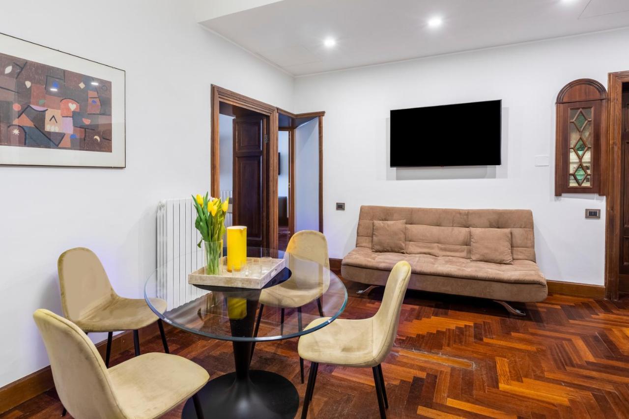 רומא Deza Casa Vacanze Nazionale Joy מראה חיצוני תמונה