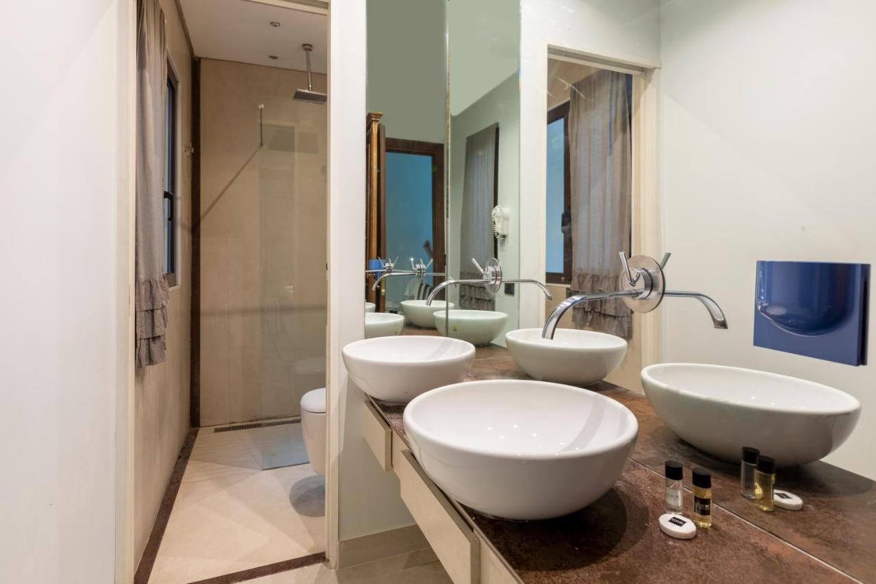 רומא Deza Casa Vacanze Nazionale Joy מראה חיצוני תמונה
